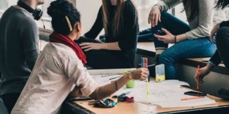 Scuole e Covid, dopo Pasqua di tornerà in classe a Milano: ecco cosa accadrà in caso di contagi