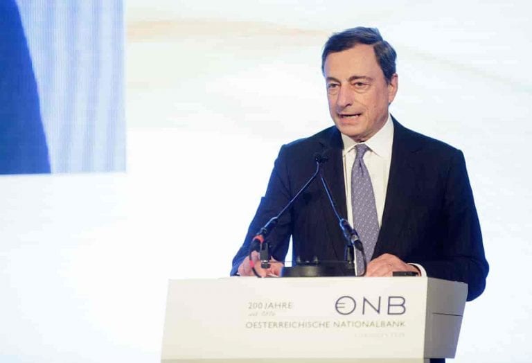 Coronavirus, l’annuncio di Draghi alle Regioni: “É ora di programmare la riapertura dell’Italia” Coronavirus, l’annuncio di Draghi alle Regioni: “É ora di programmare la riapertura dell’Italia”