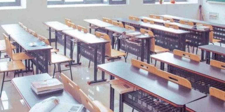 Coronavirus, nel casertano chiuse le scuole di ogni ordine e grado: ecco i motivi Coronavirus, nel casertano chiuse le scuole di ogni ordine e grado: ecco i motivi