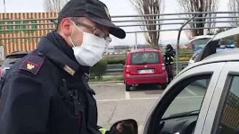 Covid-19, ecco quali Regioni rischiano di chiudere al prossimo monitoraggio dell’Istituto superiore di sanità Covid-19, ecco quali Regioni rischiano di chiudere al prossimo monitoraggio dell’Istituto superiore di sanità