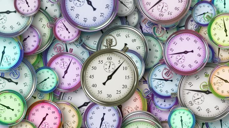 Ora legale 2021, ecco quando spostare le lancette dell’orologio. Cambio orario definitivo in Italia? Cos’ha deciso il nostro Paese