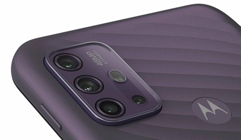 Moto G10 e G30, ufficiali i due nuovi smartphone Motorola: caratteristiche e prezzo