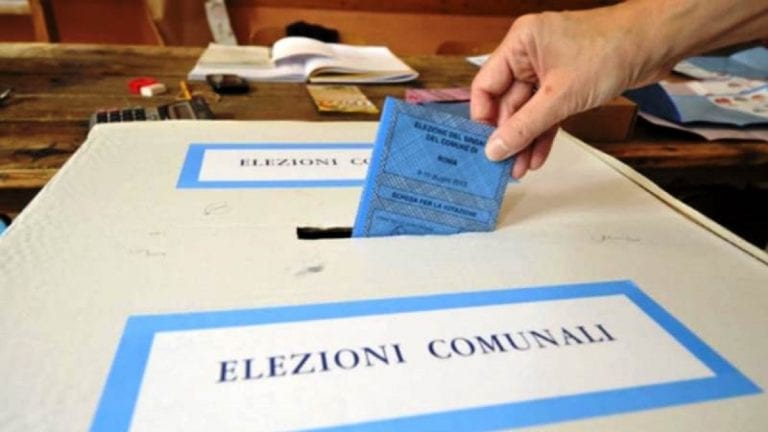 L’emergenza Covid potrebbe far rinviare le elezioni regionali e le comunali di Roma e Milano: ecco la possibile nuova data