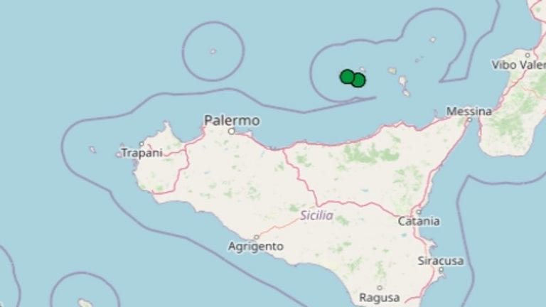 Terremoto in Sicilia oggi, 18 marzo 2021: scossa di M 2.2 alle isole Eolie – Dati Ingv Terremoto in Sicilia oggi, 18 marzo 2021: scossa di M 2.2 alle isole Eolie – Dati Ingv