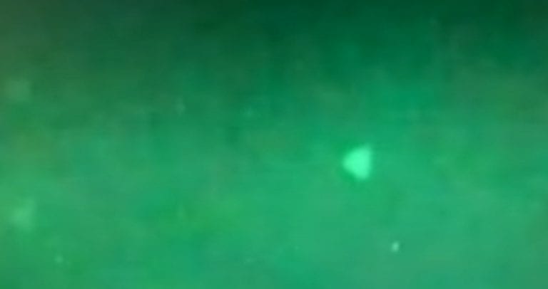UFO sorvola una nave americana, il Pentagono conferma: il filmato è autentico. Di cosa si tratta?