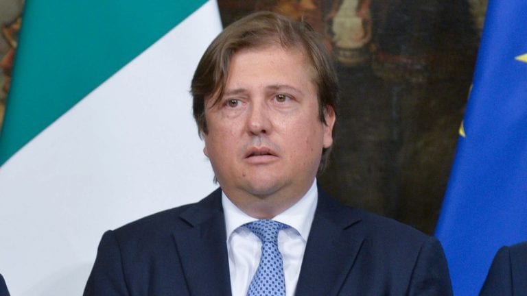 Coronavirus, Sileri annuncia lo stop: ‘Per i vaccinati..’. Le sue parole Coronavirus, Sileri annuncia lo stop: ‘Per i vaccinati..’. Le sue parole