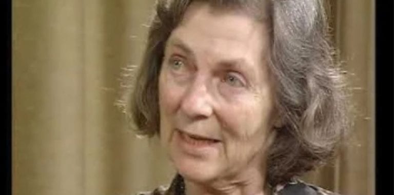Anne McLaren, ecco chi era e perché oggi Google celebra il suo compleanno con un Doodle Anne McLaren, ecco chi era e perché oggi Google celebra il suo compleanno con un Doodle