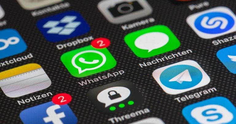 WhatsApp, arrivano i messaggi che si autodistruggono dopo 24 ore: ecco come funzionano WhatsApp, arrivano i messaggi che si autodistruggono dopo 24 ore: ecco come funzionano