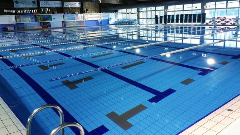 Via al protocollo per la riapertura di piscine e palestre dal 15 maggio: le regole previste per il distanziamento