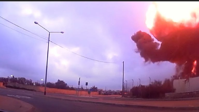 Tragedia del volo in Emilia Romagna, cade velivolo e prende fuoco: ci sono vittime