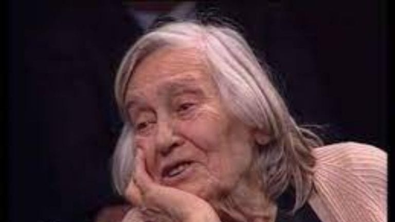 Margherita Hack, oggi Google omaggia con un Doodle l’astrofisica italiana, ecco perché Margherita Hack, oggi Google omaggia con un Doodle l’astrofisica italiana, ecco perché