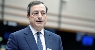 Coronavirus, l'annuncio di Draghi: "Se i contagi in Gran Bretagna aumentano tornerà la quarantena"