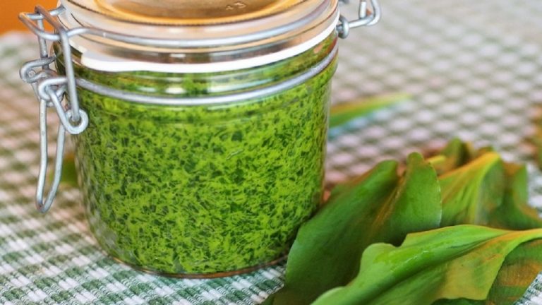 Allerta alimentare, ritirato pesto genovese di nota marca per rischio contaminazione microbiologica