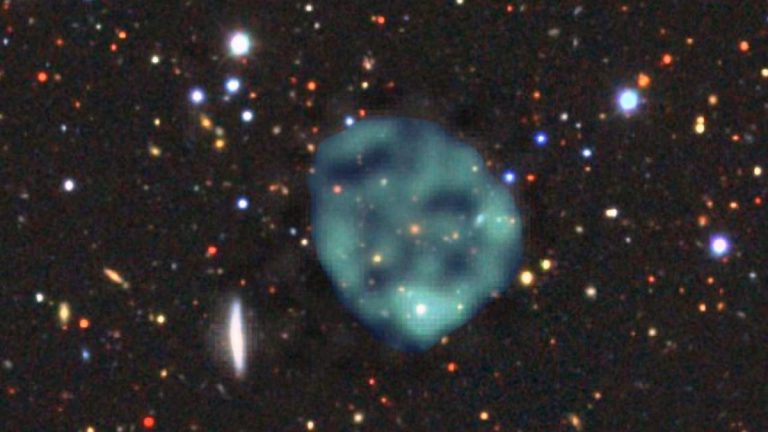 Svelati nuovi dettagli su una bolla di gas cosmico su Westerlund 2