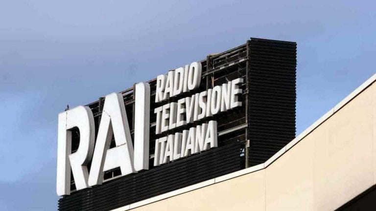 Canone Rai, nel 2027 verrà ridotto a 70 euro? Ecco cosa c’è di vero