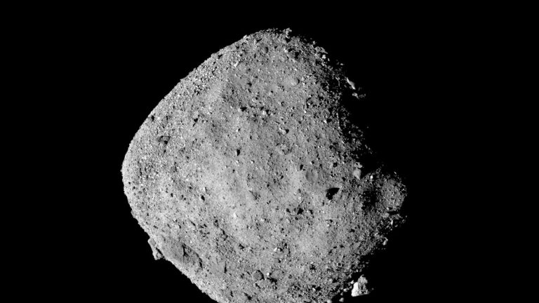 L’asteroide Bennu contiene gli “ingredienti originali” del sistema solare: ecco cosa si è scoperto