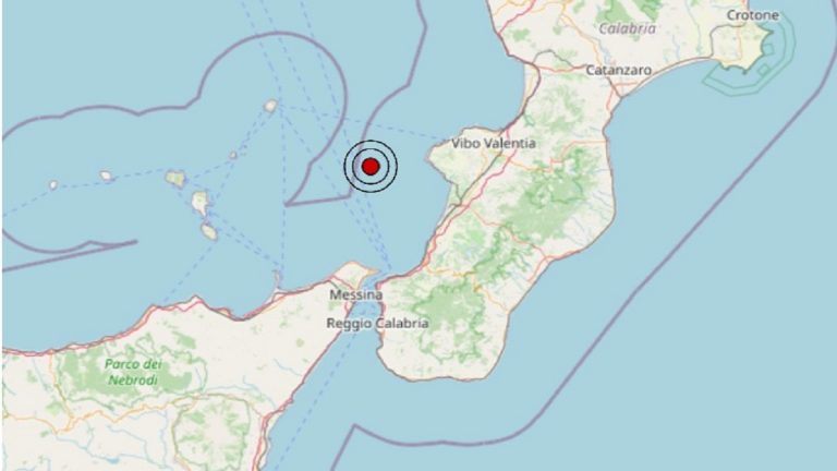 Terremoto in Calabria oggi, domenica 18 luglio 2021: scossa M 2.8 sul Tirreno Meridionale – Dati INGV