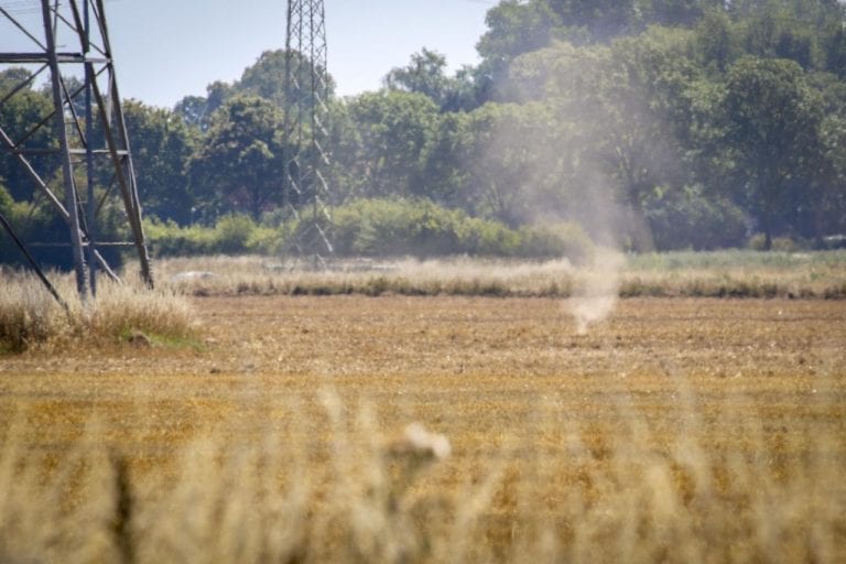 METEO – Impressionante DUST DEVIL in Cornovaglia, PAURA e STUPORE nella popolazione, i dettagli METEO – Impressionante DUST DEVIL in Cornovaglia, PAURA e STUPORE nella popolazione, i dettagli