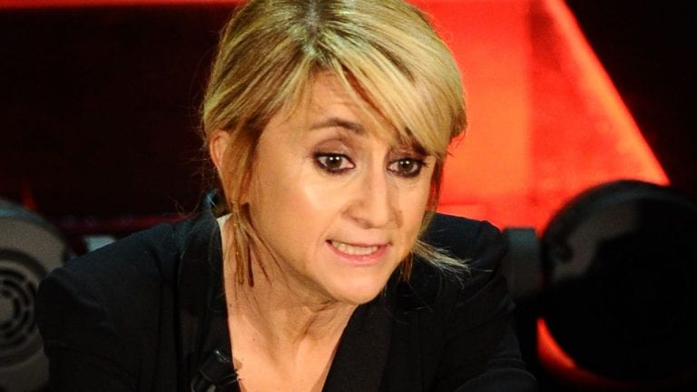 Ricoverata in ospedale per un intervento, Luciana Littizzetto: “Sono ancora qua”. Ecco cos’è successo Ricoverata in ospedale per un intervento, Luciana Littizzetto: “Sono ancora qua”. Ecco cos’è successo