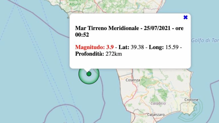 Terremoto in Italia oggi, sabato 24 luglio 2021: scossa M 3.9 sul Mar Tirreno Meridionale | Dati INGV