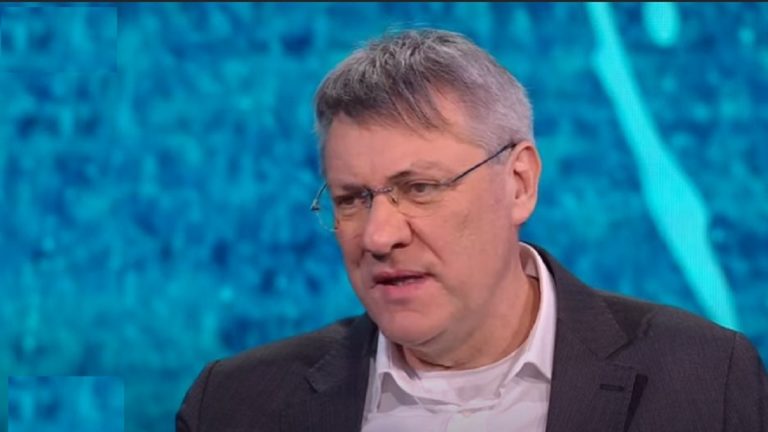Green Pass anche nelle mense aziendali ed esplode la protesta dei sindacati: “Non serva per licenziare o demansionare” Green Pass anche nelle mense aziendali ed esplode la protesta dei sindacati: “Non serva per licenziare o demansionare”