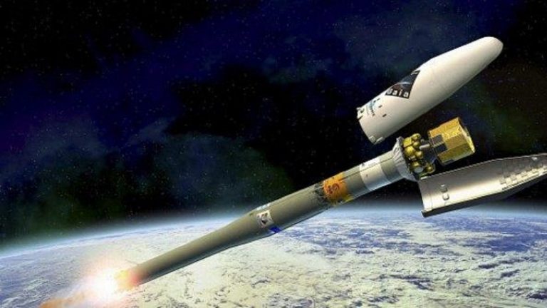 Via Lattea, scoperto un complesso di stelle dalla forma insolita Via Lattea, scoperto un complesso di stelle dalla forma insolita