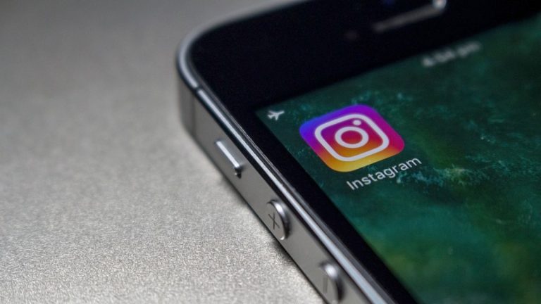 Instagram, addio allo “swipe up”: ecco da cosa sarà sostituito e perché