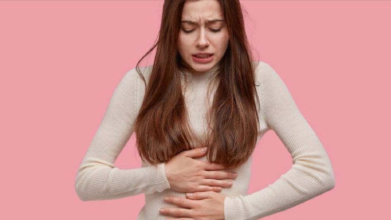 Se soffri di dolori mestruali non devi mangiare assolutamente questi cibi Se soffri di dolori mestruali non devi mangiare assolutamente questi cibi