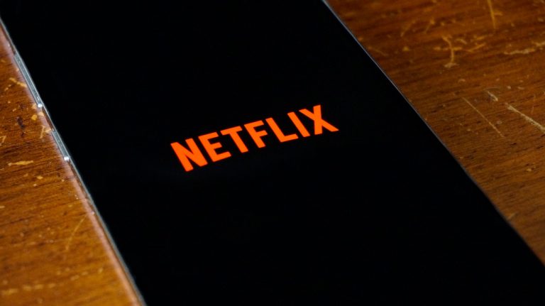 Netflix, sbarcano i primi videogiochi: quali sono e come scaricarli per giocare