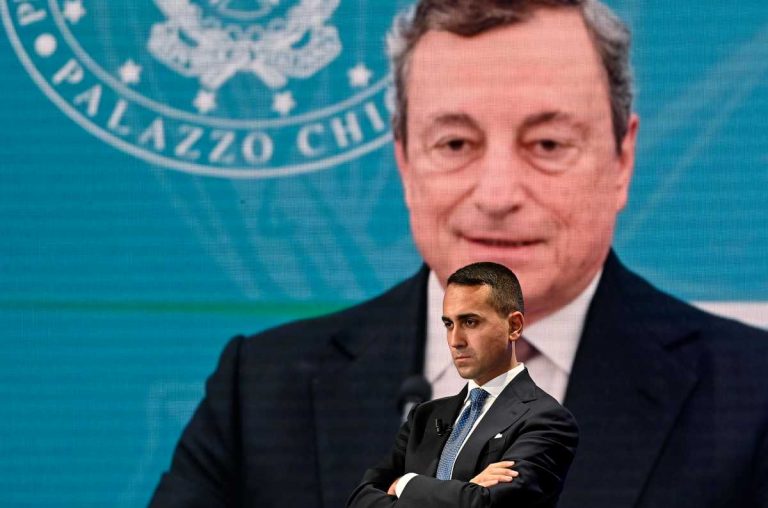 Coronavirus, rischio “lockdown leggero”? Di Maio avverte: “O abbiamo il Green Pass o torniamo al coprifuoco…” Coronavirus, rischio “lockdown leggero”? Di Maio avverte: “O abbiamo il Green Pass o torniamo al coprifuoco…”