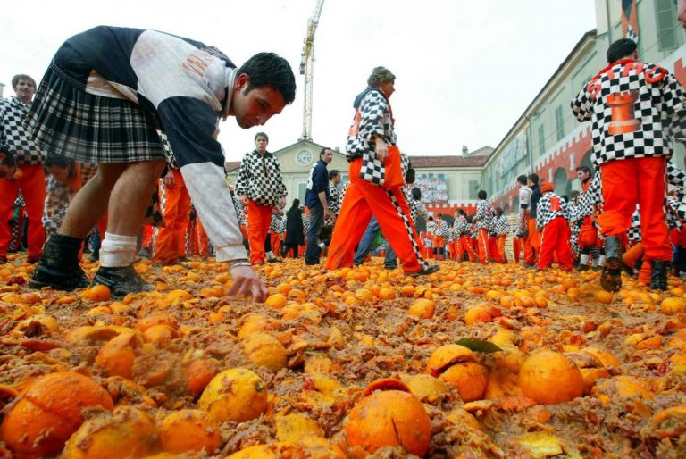 Coronavirus, annullato il Carnevale di Ivrea 2022. La nota della Fondazione