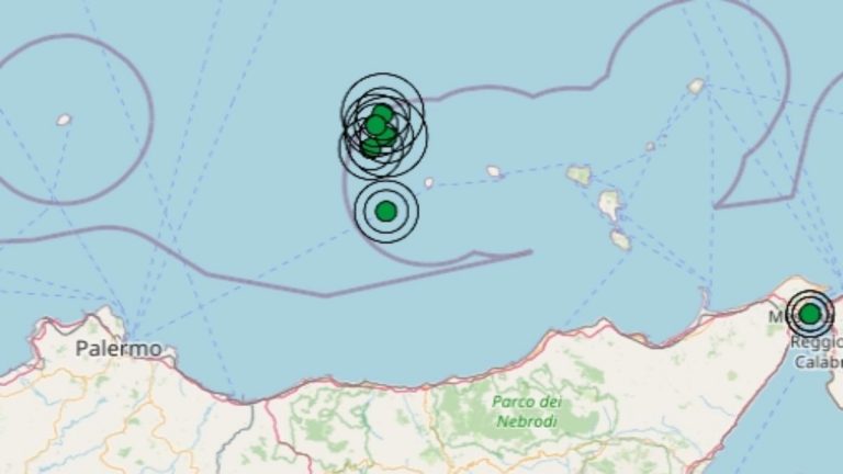 Terremoto in Sicilia oggi, 29 novembre 2021: scossa M 3.2 al largo delle Isole Eolie | Dati INGV
