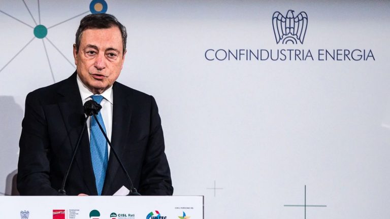Coronavirus, torna lo spettro del lockdown nel 2022? Tutta la verità e le intenzioni del Governo Coronavirus, torna lo spettro del lockdown nel 2022? Tutta la verità e le intenzioni del Governo
