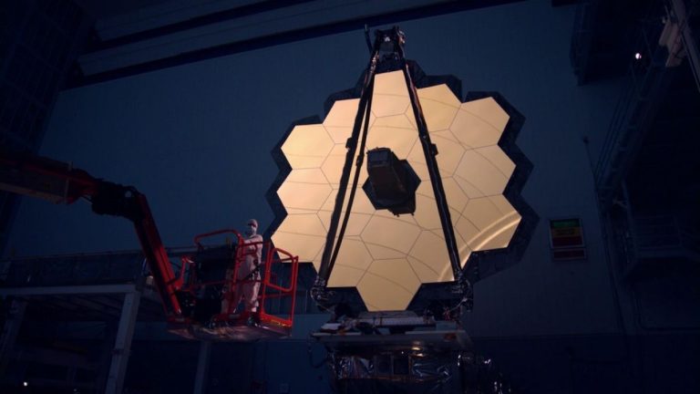 Lanciato il telescopio James Webb: ecco a cosa servirà e le sue caratteristiche (VIDEO)