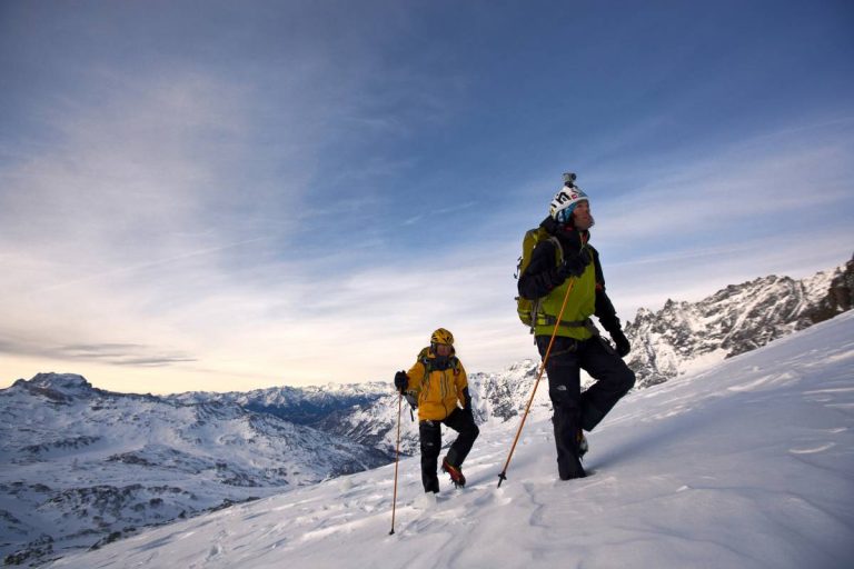 Spedizione invernale sul Nanga Parbat, Barmasse al Campo Base: pericolo valange