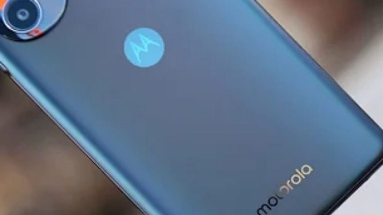 Motorola Frontier, il nuovo smartphone con la fotocamera da 200 Megapixel, ecco tutte le caratteristiche