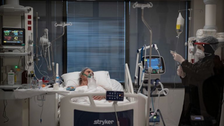 Coronavirus, arriva il nuovo farmaco contro il Covid-19: tutti i dettagli su Ensovibep