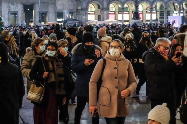 Coronavirus, la notizia crallenta la crescita: l’indice Rt cala a 1,31. I dati del monitoraggio Iss-Ministero della Salute