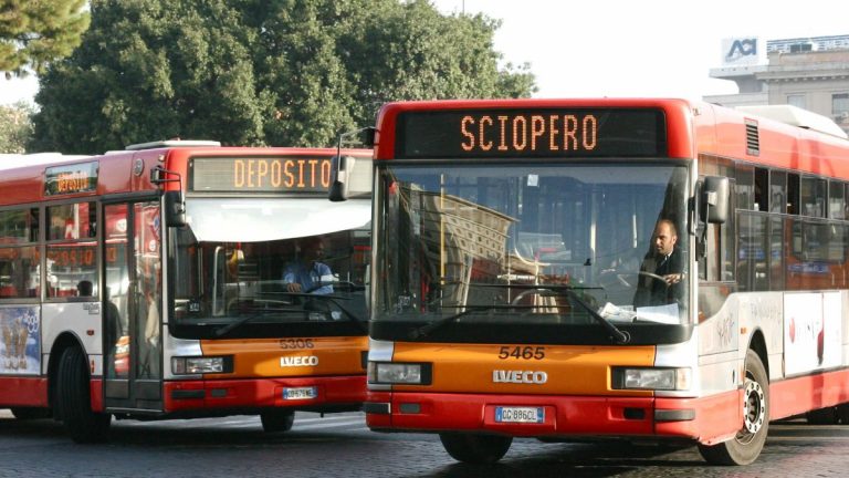 Sciopero trasporti venerdì 25 febbraio 2022: info e orari – Meteo