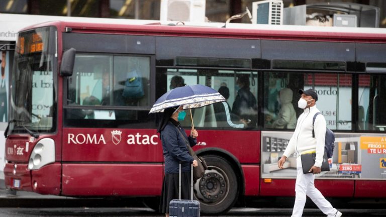 Sciopero trasporti Roma di venerdì 25 febbraio 2022: info e orari stop mezzi Atac, Tpl e Cotral – Meteo Sciopero trasporti Roma di venerdì 25 febbraio 2022: info e orari stop mezzi Atac, Tpl e Cotral – Meteo
