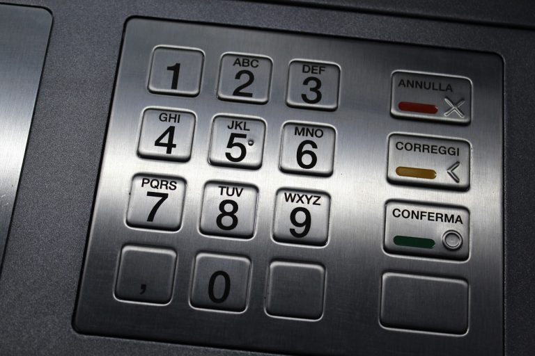 Bancomat, nuove regole dal 28 giugno 2025: ecco cosa cambia per i prelievi
