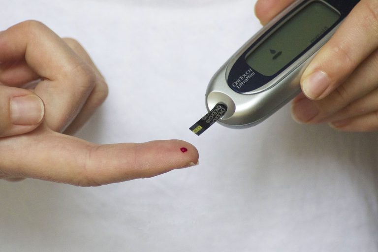 Diabete, ideato un chip ricaricabile che produce insulina regolando i livelli di glicemia