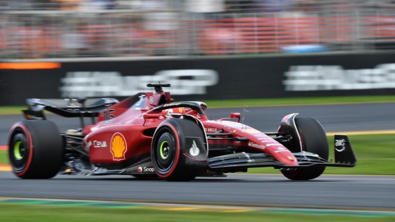 F1 2022, Ferrari e Red Bull si sfidano anche fuori dalla pista: guerra sulla temperatura della benzina F1 2022, Ferrari e Red Bull si sfidano anche fuori dalla pista: guerra sulla temperatura della benzina
