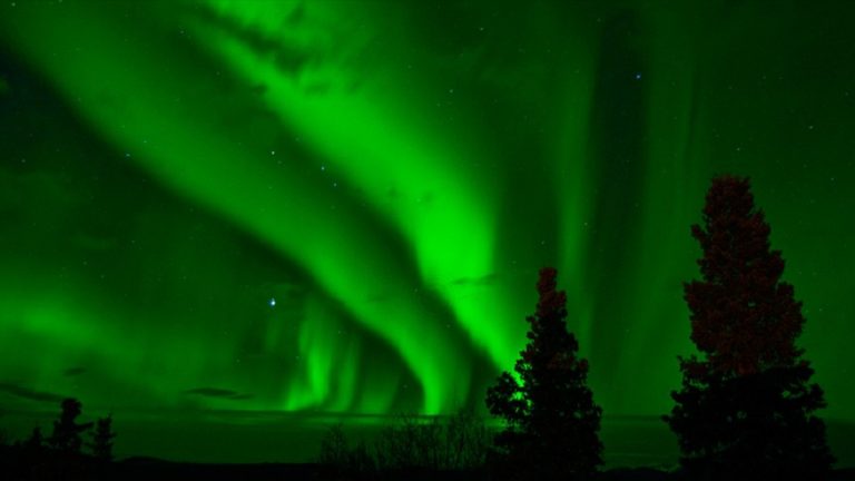 Forte tempesta geomagnetica nella giornata di ieri: molte aurore anomale comparse negli Usa – VIDEO