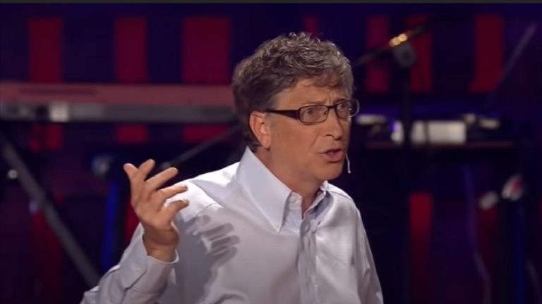 Bill Gates ammonisce l’umanità: “Una nuova variante in arrivo, potrebbe essere più letale”