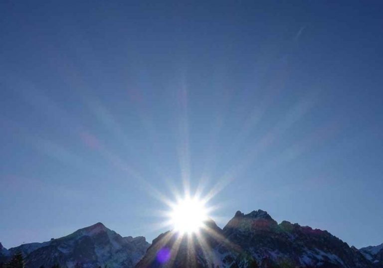 METEO – ANTICICLONE DOMINANTE in ITALIA porta BEL TEMPO salvo rare eccezioni, ecco dove