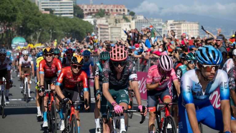 Giro d’Italia 2022, vincitore 9^ tappa Isernia-Blockhaus oggi: ordine d’arrivo e classifica generale | Meteo 15 maggio