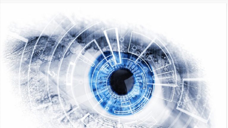 Lenti a contatto, team di scienziati ne sviluppano alcune in grado di diagnosticare il cancro. I dettagli Lenti a contatto, team di scienziati ne sviluppano alcune in grado di diagnosticare il cancro. I dettagli