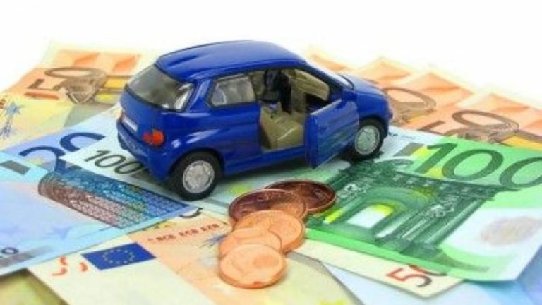 Superbollo auto, il piano del Governo per abolire definitivamente l’odiata tassa Superbollo auto, il piano del Governo per abolire definitivamente l’odiata tassa