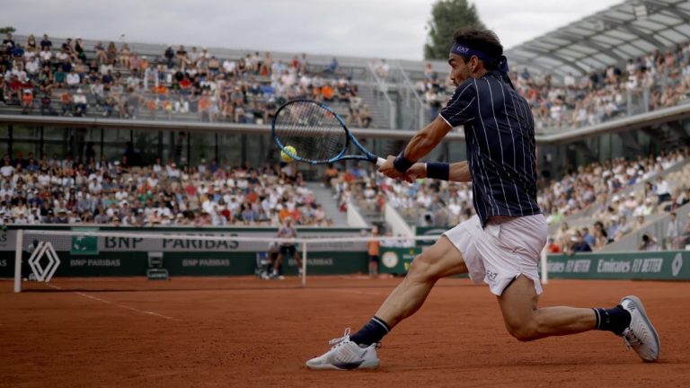 Roland Garros 2022, Fognini-Van de Zandschulp (4-6 6-7 2-3) oggi: l’azzurro si ritira | Meteo Parigi 25 maggio